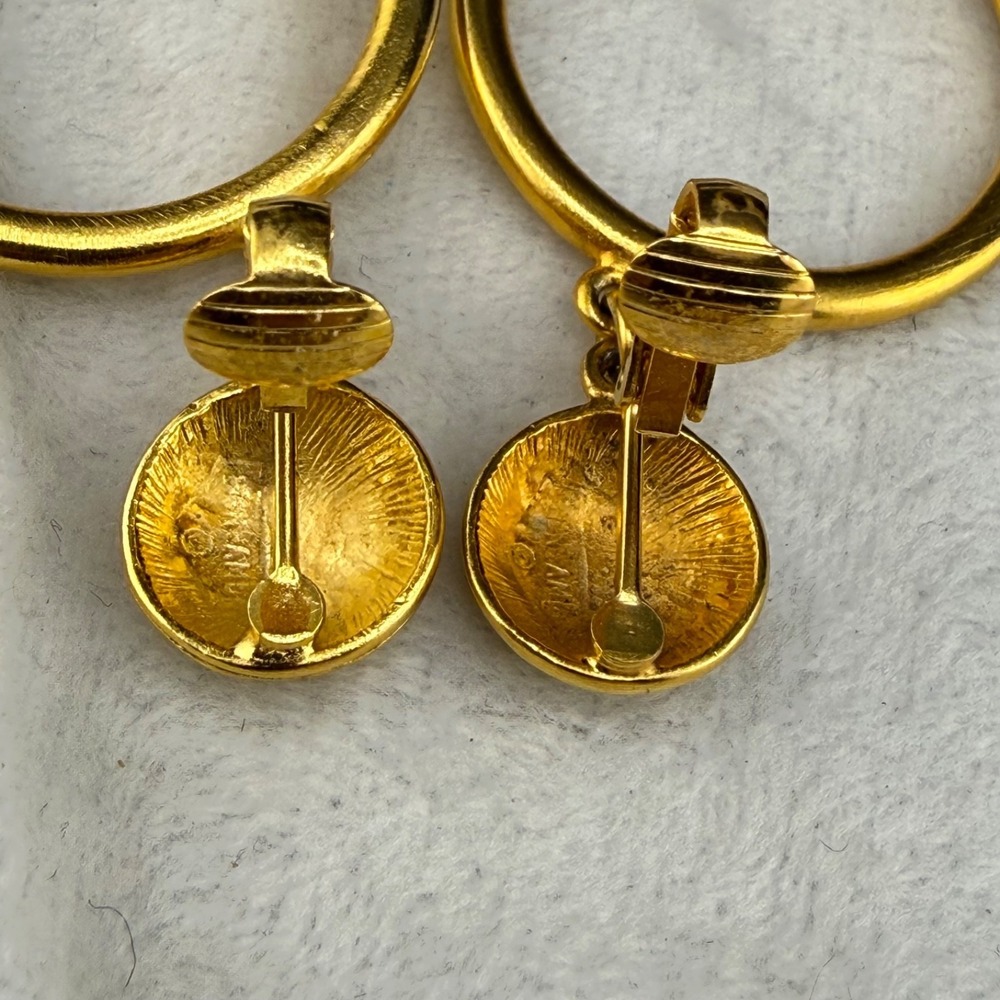 Vintage Ben Amun Bracelet Clip On Earrings Set Coin Gold Tone 6.5" - Picture 5 of 16